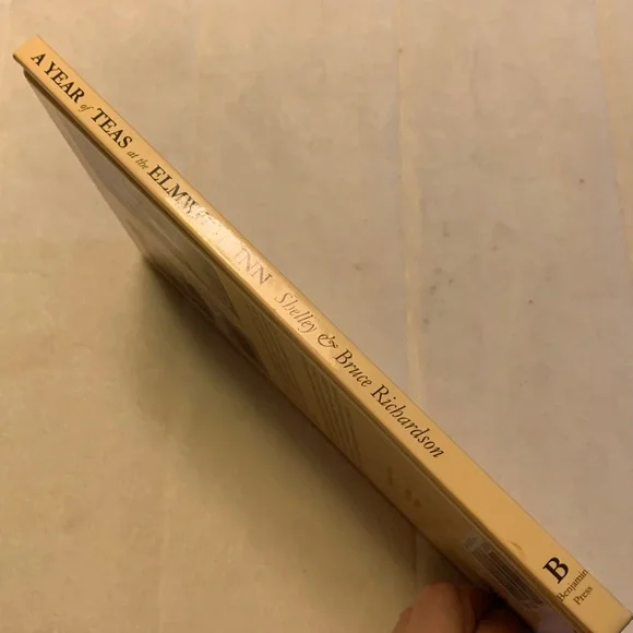 Autographed Tea menu and recipes - Picture 4 of 9